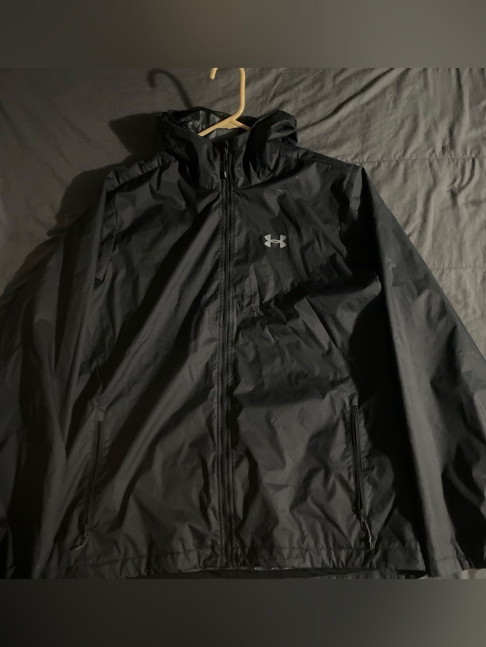 Under Armour Black Packable Hooded Windbreaker